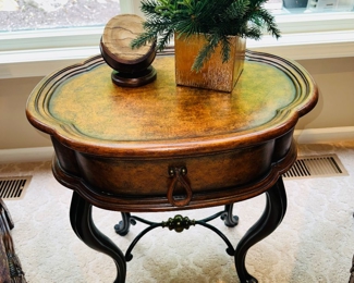 $60
SMALL OVAL SIDE TABLE WITH DRAWER 
23”W x 17”D x 24”H