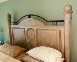 $750
LEXINGTON FURNITURE KING SIZE BEDROOM SET
LONG HIGH DRESSER 
70”L x 20”D x 40”H 
MIRROR 46”H x 52.5”W 
KING SIDE BED-FRAME
91”L x 85”W x 76”H
TWO NIGHTSTANDS
38”L x 20”D x 28”H 