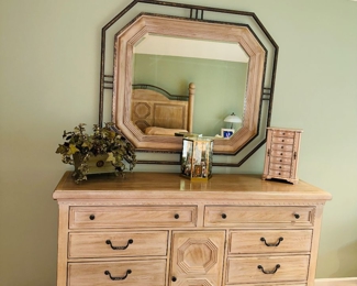 $750
LEXINGTON FURNITURE KING SIZE BEDROOM SET
LONG HIGH DRESSER 
70”L x 20”D x 40”H 
MIRROR 46”H x 52.5”W 
KING SIDE BED-FRAME
91”L x 85”W x 76”H
TWO NIGHTSTANDS
38”L x 20”D x 28”H 