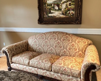 $400
THOMASVILLE FRENCH STYLE WOODEN FRAME FLORAL SOFA 
87”W x 49”W x 38”H 