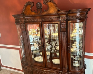 $300
UNIVERSAL FURNITURE LIGHTED CHINA CABINET 

75”W x 19”D x 90”H