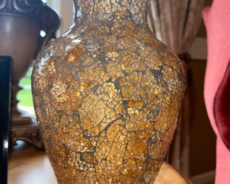 $15
GOLD CRACKLED VASE