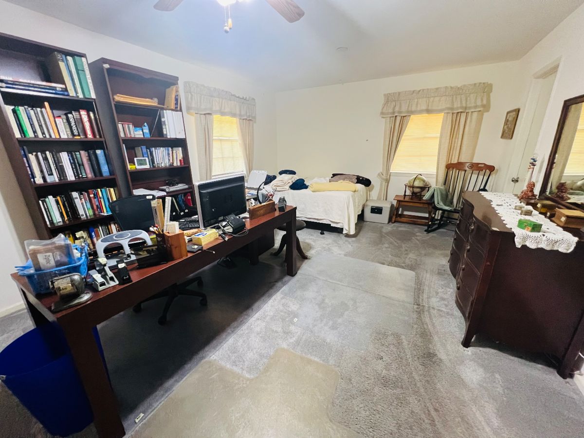 50 off Downsizing in Windcrest Estate Sale starts on 9/29/2023