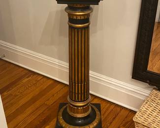 BLACK AND GOLD PEDESTAL