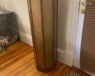 THEODORE ALEXANDER GOLD PEDESTAL