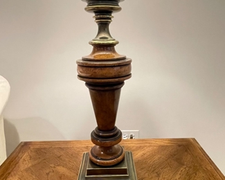 Additional close-up view of Stiffel lamp ~