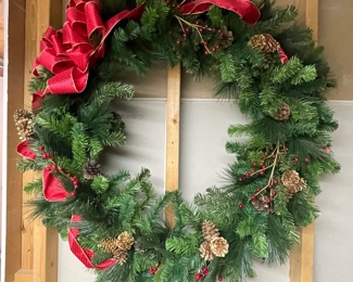 Large 34" Xmas wreath. $30