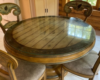 Very nice farm house kitchen set