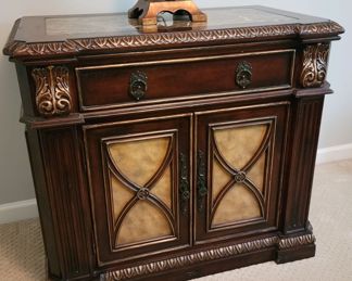 Traditional Style Nightstand