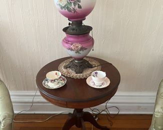 Drum Table GONE WITH THE WIND Lamp