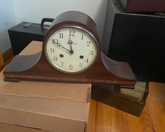 . . . nice mantle clock