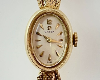 Fine 14K Yellow Gold Omega 482 17 Jewel Mechanical Ladies Wristwatch, 15.6 Grams Weighted
