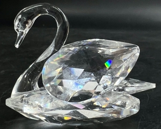 Beautiful Swarovski Crystal Swan Figurine
