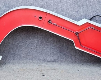 HUGE 89" wide Fantastic Arrow Neon & Metal Road Restaurant Sign Neon needs Replacing
