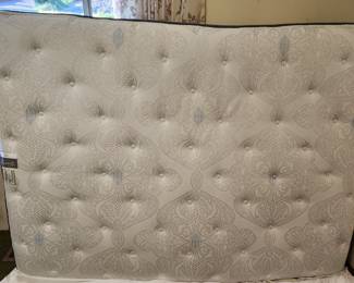 Queen Mattress - Beautyrest 