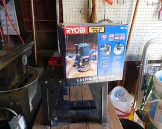 Ryobi 1 3/4hp Router & Table