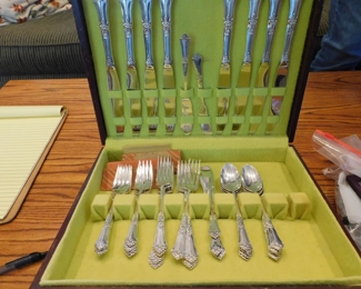 Statehouse Sterling Silver "Stately" Flatware, 8-Place Settings, in chest (37 total pieces, in very good condition)