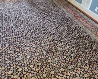 Roomsize Handwoven Persian/Oriental Carpet - Excellent shape!  