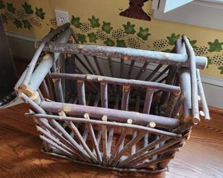 Willow Magazine Rack