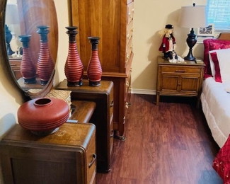 Top Condition Antique Art Deco Waterfall Bedroom Furniture.