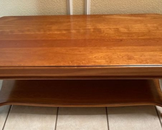 Harden Furniture Coffee/Sofa Table.