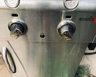 Char Broil 2 Burner Tru Infrared Grill. Never Used out of Box.