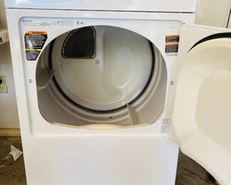 Maytag Gas Dryer. Quiet Series 100 Supersize Capacity. Top Condition.