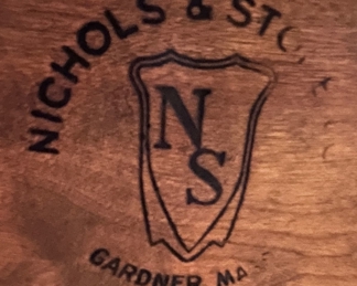 Nichols & Stone Co. Maple Deacon Bench