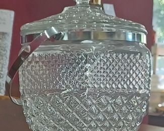 fuquayauctioncompany.hibid.com