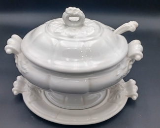 fuquayauctioncompany.hibid.com