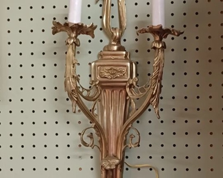 fuquayauctioncompany.hibid.com