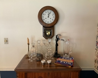 BAR COLLECTIBLES, CLOCKS