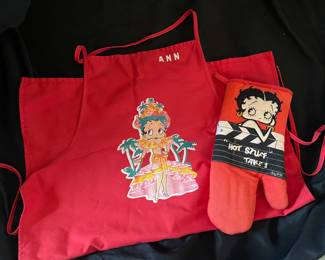Betty Boop Apron and Oven Mit
