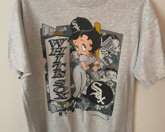 Betty Boop White Sox T-shirt