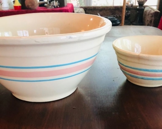 McCoy pink and blue batter bowls