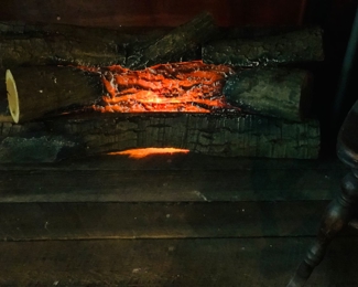 Vintage plug in logs