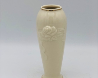 Lenox rose bud vase