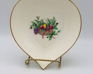 Mikados Naruto Christmas spirit bone China heart plate