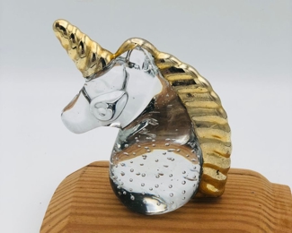 Art glass unicorn controlled bubbles