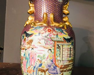 Large Chinese vase
