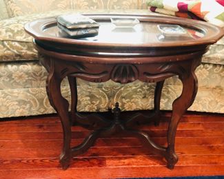 Oval table with glass top 