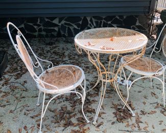 Expanded metal patio set 