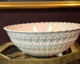 Jeannette holiday buttons and bows footed console bowl milk glass 