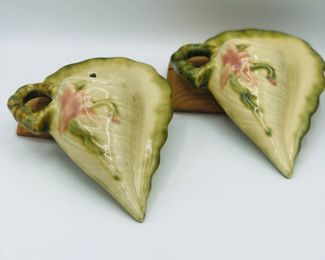 Hill royal conch shell wall pockets 