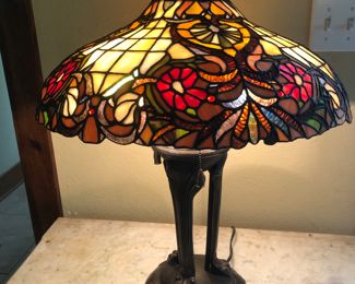 Art nouveau Tiffany style stained glass floral lamp