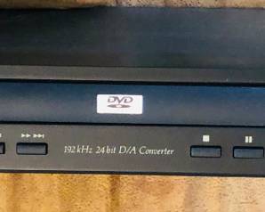
DV-440 - Ultra Slim DVD/CD Player