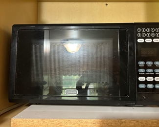 #51 Sunbeam microwave $20