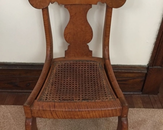 Antique princess chair