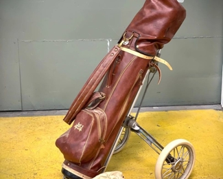015 453 A full Vtg Golf Club Set