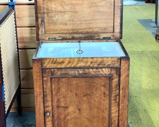 016 454 Beautiful Vtg Oak Sink